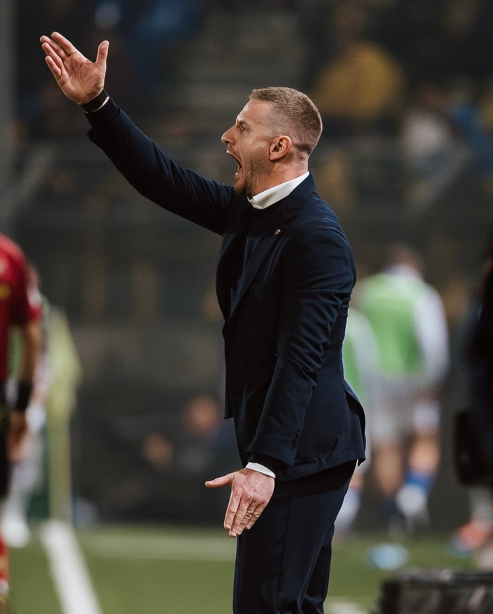 爱游戏平台-意乙尤维斯塔比亚1比1战平桑普多利亚|阿巴特|桑普多利亚队|ac米兰|名宿|教练_新浪体育_新浪新闻