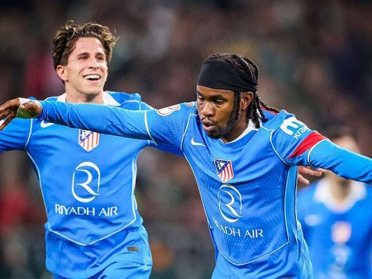 爱游戏平台-卢克曼:多亏了我的队友,我适应起来非常容易