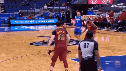 爱游戏-富尔茨十字韧带撕裂赛季报销 命运真的对他太残忍